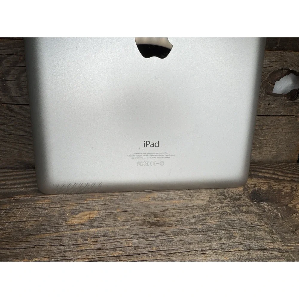 iPad 4 16G Black Silver Model‎ A 1460